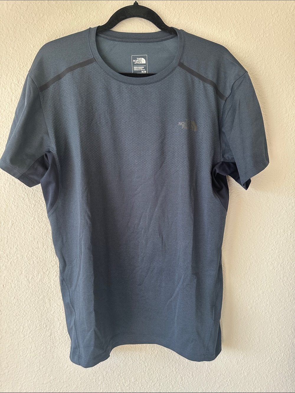 The North Face Men’s Short Sleeve Crew Tee - Slate